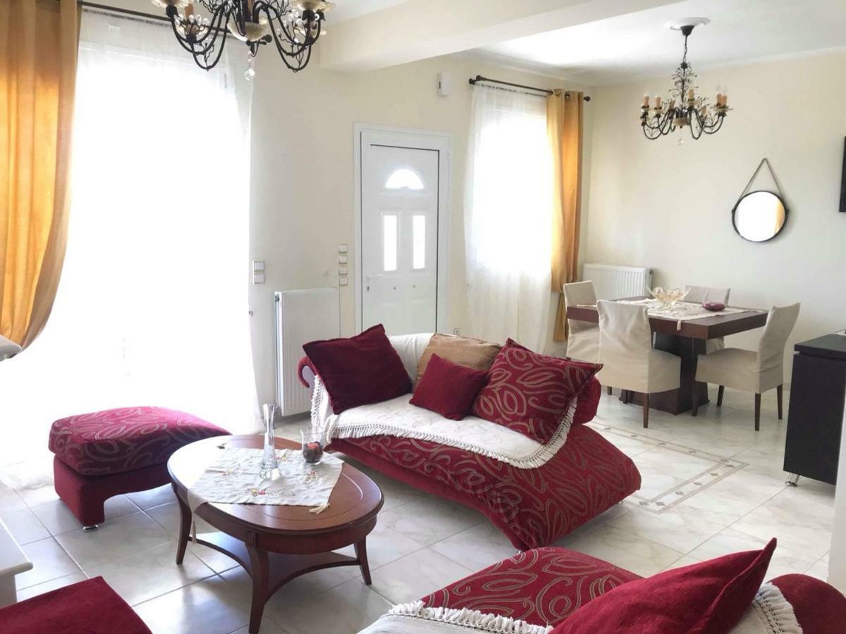 Amazing House In Kiato Near The Beach Εξωτερικό φωτογραφία